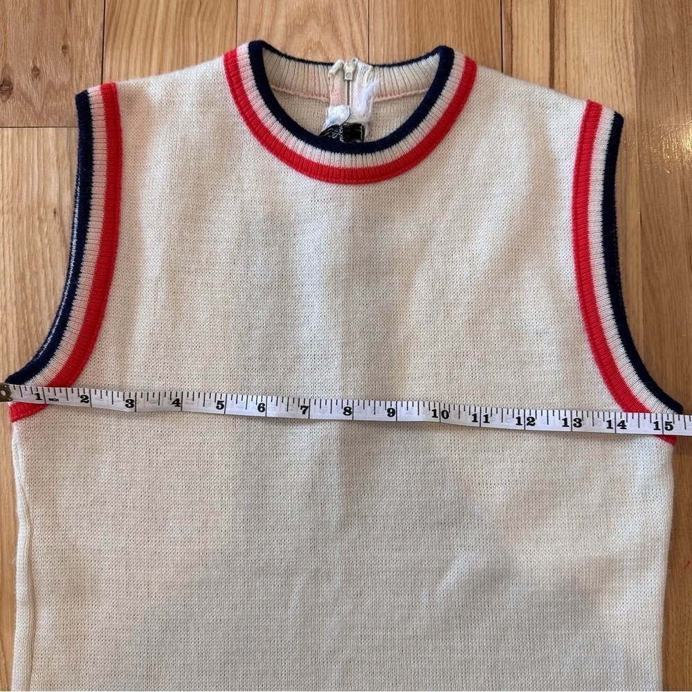 Vtg Jonathan Logan Wool Blend Nautical Sweater Vest Sz XS Coastal Grandma Preppy - Picture 14 of 15
